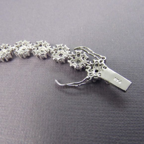 Sterling Silver Flower Bracelet 16gr - Picture 8 of 9